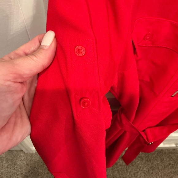 Express Vibrant Red Zip-Up belted dress with adjustable sleeves - Picture 4 of 7